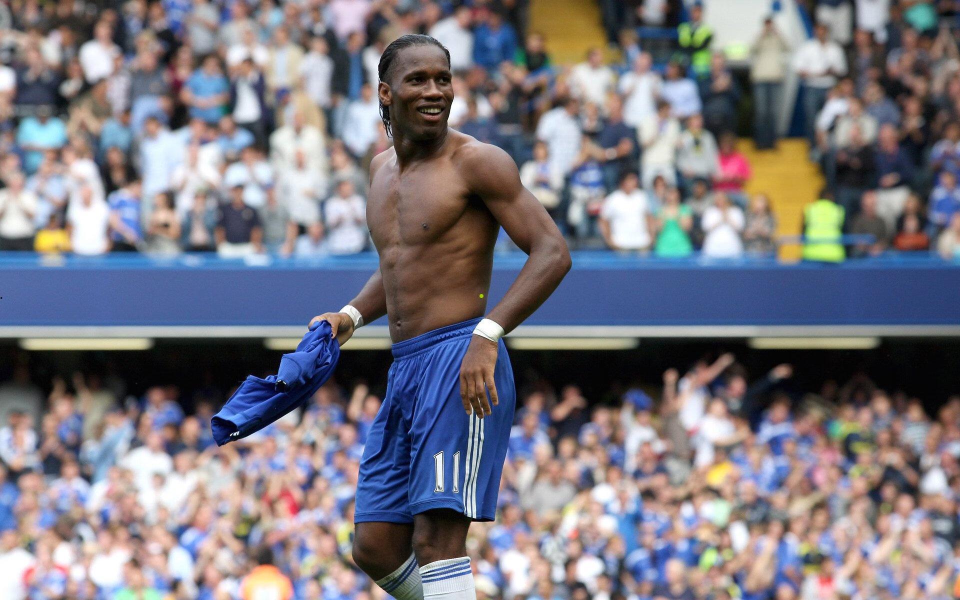 约克犀利点评哲凯赖什引热议，卓越前锋难称世界级，评价标准再度成为足坛焦点